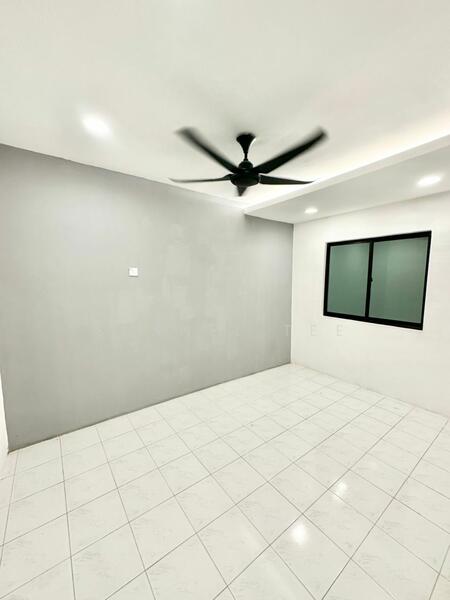 Taman Renggam Jaya untuk Untuk Dijual - RM 318,000, Feb 2026 - Interior - PropertyGuru.com.my