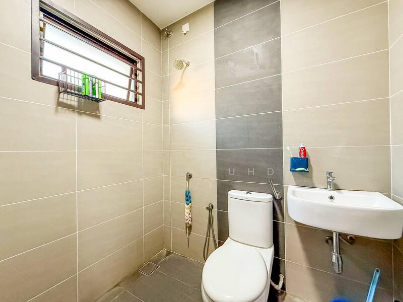 Avis 1 Setia Alam Sari untuk Untuk Dijual - RM 750,000, Apr 2026 - Bathroom - PropertyGuru.com.my