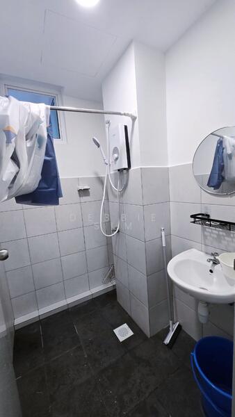 Condominium for Rent at Fairview Residence - Debbie Sim - Bathroom - PropertyGuru.com.my