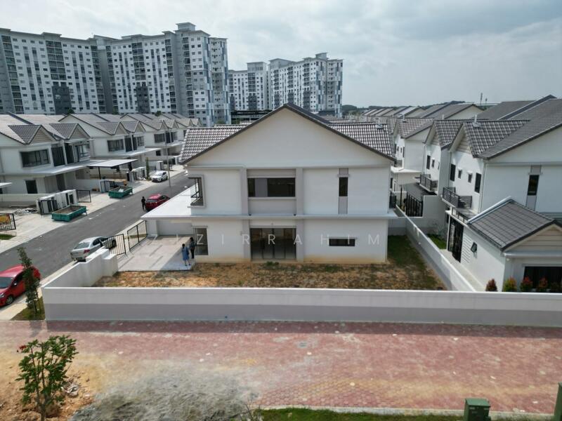 Semi-Detached House for Sale in Cyberjaya (Selangor) - Azizirrahim . - Exterior - PropertyGuru.com.my