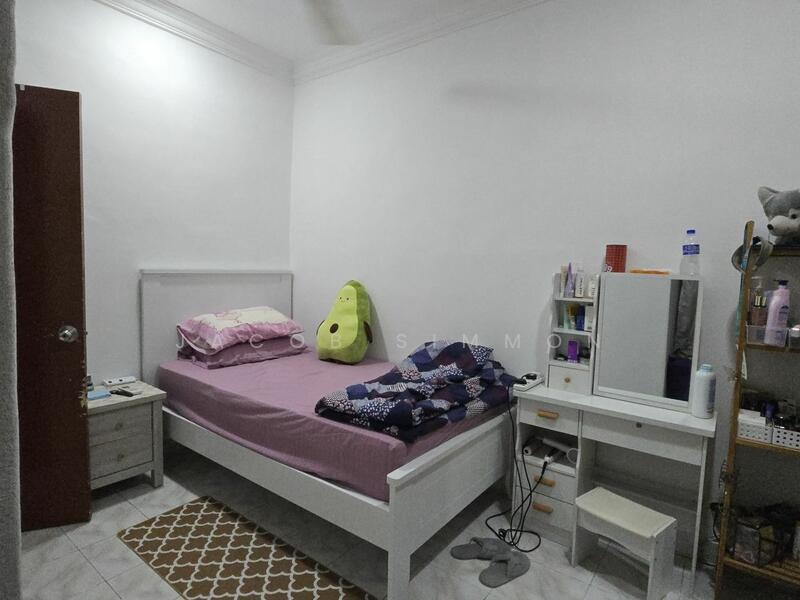 Townhouse for Sale at Avant Court Condominium - Jacob Simmon - Bedroom - PropertyGuru.com.my