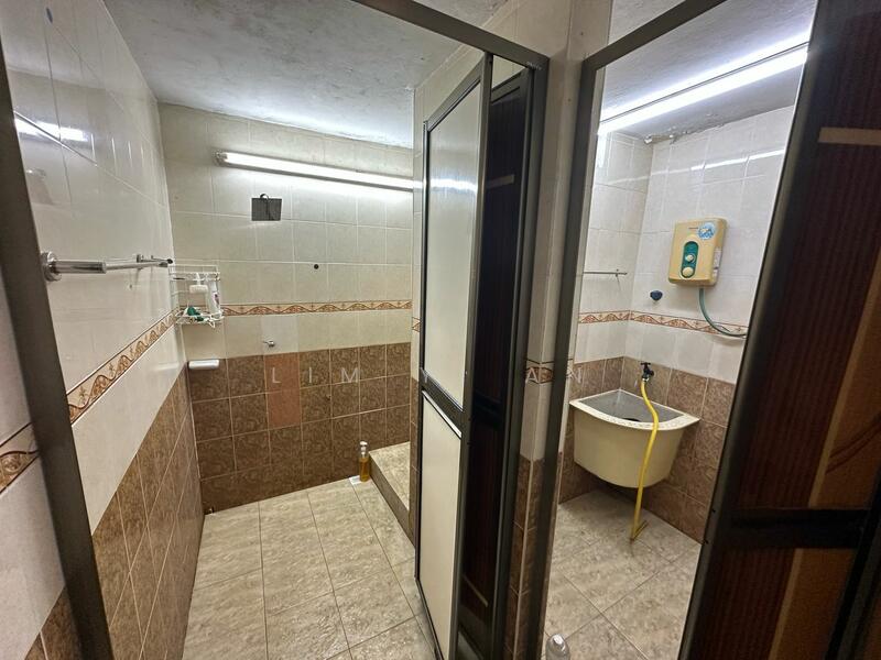 Sungai Nibong Pantai Jerjak Bayan Baru Semi D Landed Terrace untuk Untuk Dijual - RM 860,000, Apr 2026 - Bathroom - PropertyGuru.com.my