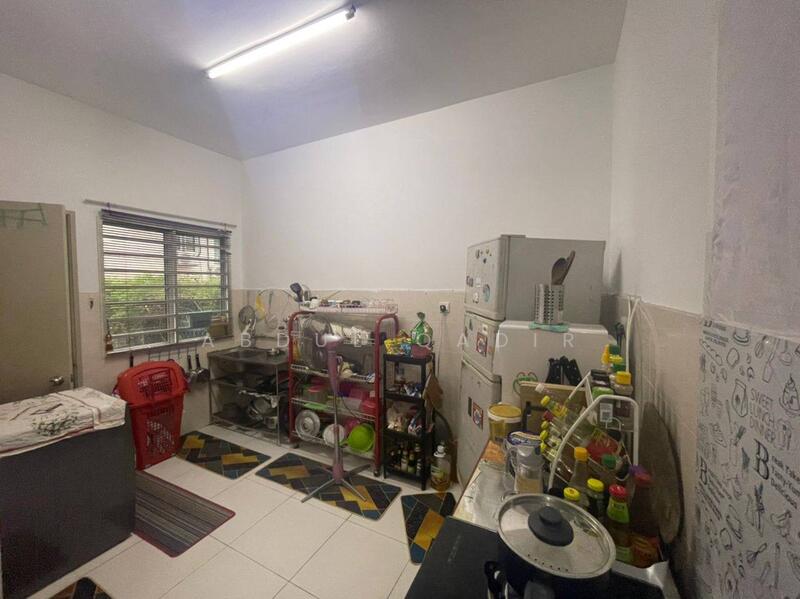 Pelangi Semenyih 2 (Phase 3) untuk Untuk Dijual - RM 440,000, Feb 2026 - Kitchen - PropertyGuru.com.my