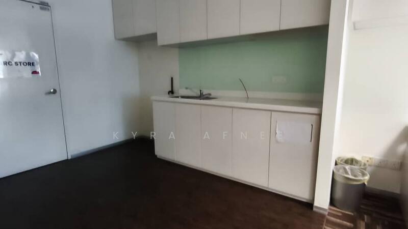 Office for Rent in Kuala Lumpur (Kuala Lumpur) - Kyra Afnee - Kitchen - PropertyGuru.com.my