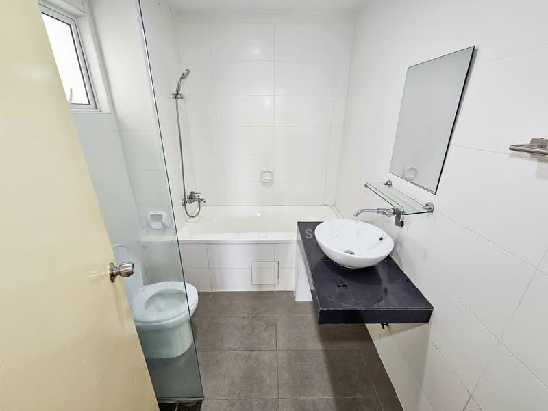 Kondominium untuk Disewa di Subang Parkhomes - Lee Jo Surf - Bathroom - PropertyGuru.com.my