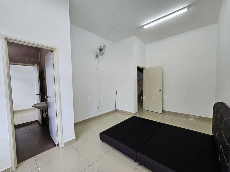 Ehsan Jaya Ehsan Jaya Ehsans Jayas untuk Untuk Dijual - RM 828,000, Feb 2026 - Bedroom - PropertyGuru.com.my