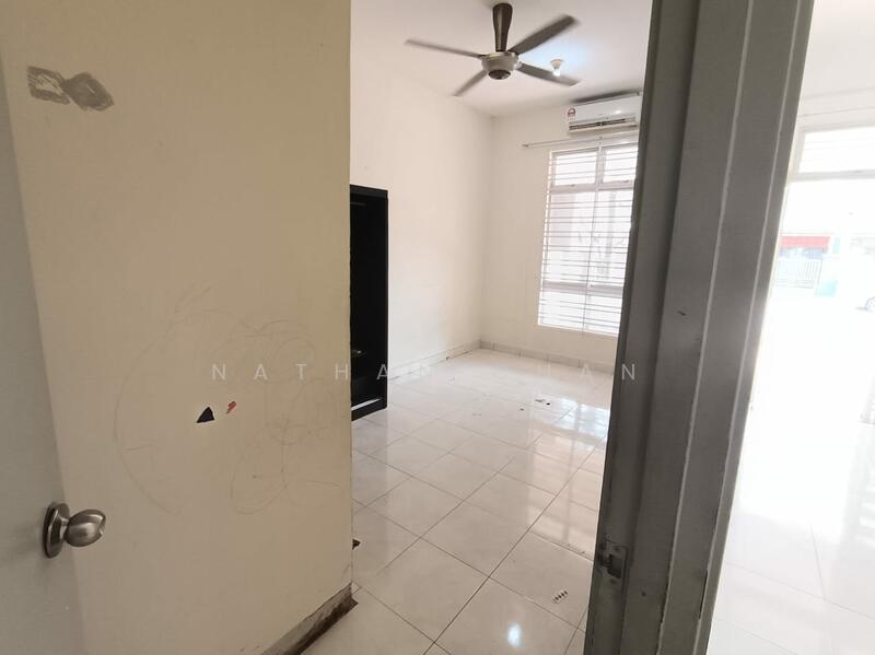 Ehsan Jaya Ehsan Jaya Ehsans Jayas untuk Untuk Dijual - RM 828,000, Feb 2026 - Interior - PropertyGuru.com.my