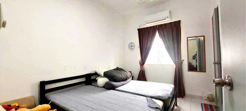 Bedroom alam suria puncak alam