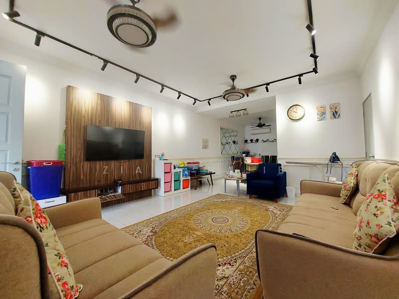 2-storey Terraced House for Sale in Alam Suria (Puncak Alam) - Ziana Najib - Living Room - PropertyGuru.com.my