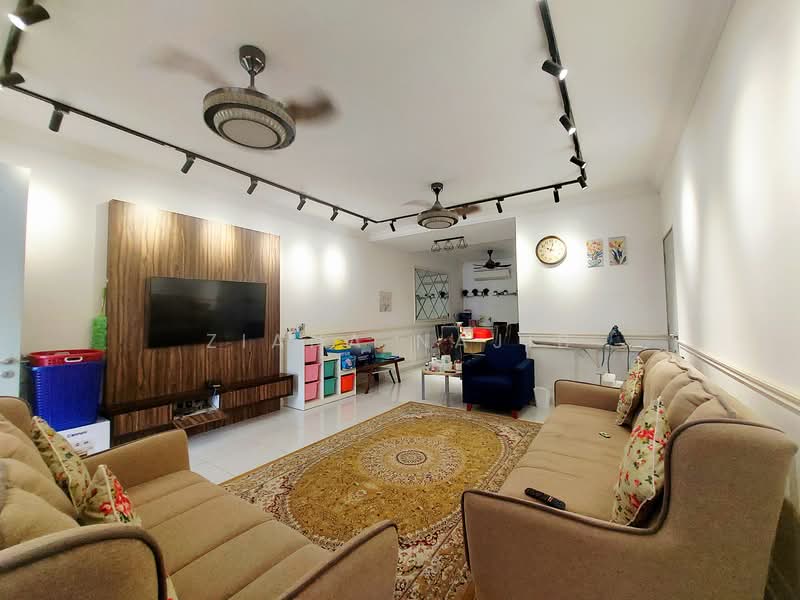 2-storey Terraced House for Sale in Alam Suria (Puncak Alam) - Ziana Najib - Living Room - PropertyGuru.com.my