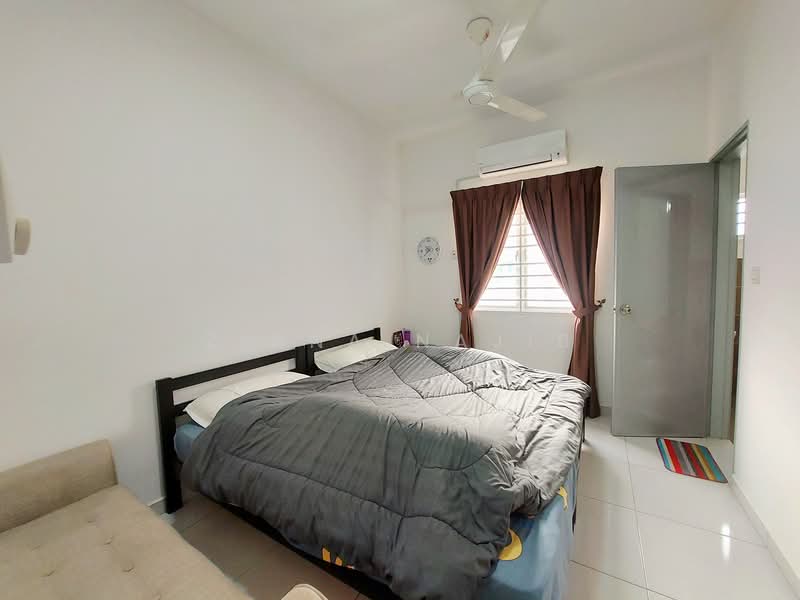 2-storey Terraced House for Sale in Alam Suria (Puncak Alam) - Ziana Najib - Bedroom - PropertyGuru.com.my
