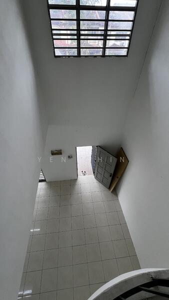 2-storey Terraced House for Sale in Puchong (Selangor) - Yen Chin - Entrance - PropertyGuru.com.my