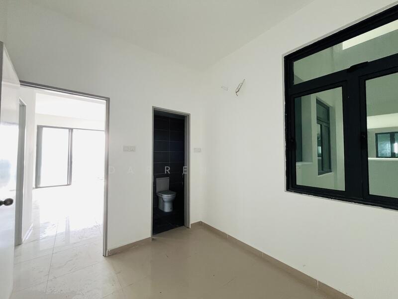 Service Residence for Sale at Serviced Residence @ The Louvre @ Country Heights - Darren Toh - Bathroom - PropertyGuru.com.my