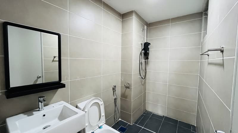 Service Residence for Sale at Serviced Residence @ The Louvre @ Country Heights - Darren Toh - Bathroom - PropertyGuru.com.my