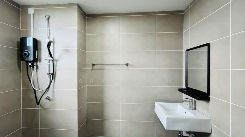 Service Residence for Sale at Serviced Residence @ The Louvre @ Country Heights - Darren Toh - Bathroom - PropertyGuru.com.my