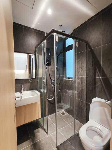 Condominium for Rent at The Luxe By Infinitum - Chen Kah Seng - Bathroom - PropertyGuru.com.my