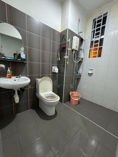 2-storey Terraced House for Sale in Setia Eco Gardens (Gelang Patah) - Vincy Sia - Bathroom - PropertyGuru.com.my