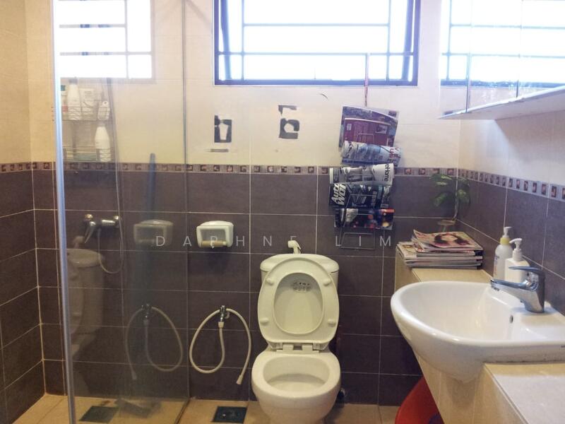 3-storey Terraced House for Sale in Bukit Jalil (Kuala Lumpur) - Daphne Lim - Bathroom - PropertyGuru.com.my