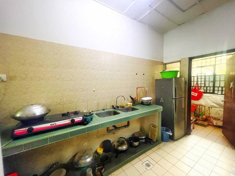 Condominium for Sale at Sri Mahligai Condominium & Townhouse - Intan Musa - Kitchen - PropertyGuru.com.my