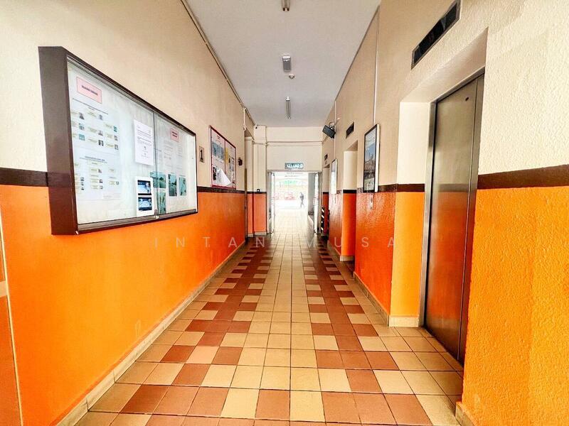 Condominium for Sale at Sri Mahligai Condominium & Townhouse - Intan Musa - Corridor - PropertyGuru.com.my