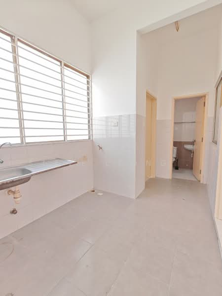 Rumah Teres 2 Tingkat untuk Dijual di Setia Indah (Setia Alam) - Steve Leong . - Kitchen - PropertyGuru.com.my