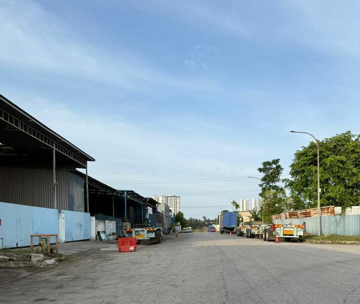 For Rent - Taman Megah Ria