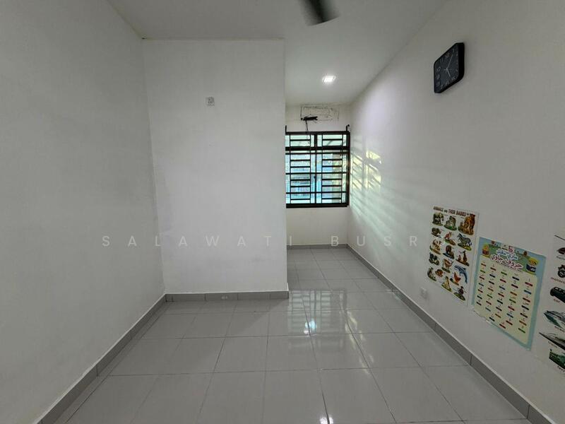 1-storey Terraced House for Sale in Bandar Putera 2 (Klang) - Salawati Busro - Interior - PropertyGuru.com.my