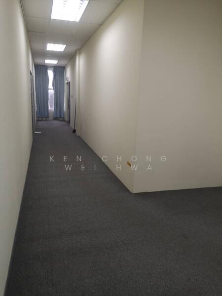 Shop / Office for Sale in Kota Kinabalu (Sabah) - KEN CHONG WEI HWA - Corridor - PropertyGuru.com.my