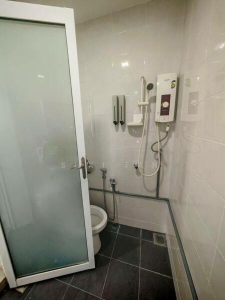 Taman Bukit Maluri untuk Untuk Dijual - RM 1,390,000, Mac 2026 - Bathroom - PropertyGuru.com.my