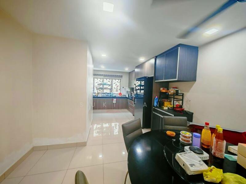 Taman Bukit Maluri untuk Untuk Dijual - RM 1,390,000, Mac 2026 - Kitchen - PropertyGuru.com.my