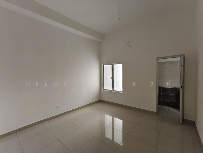 Semi-Detached House for Sale in Taman Ramal Suria (Bangi) - HELMY IZZUDIN - Interior - PropertyGuru.com.my
