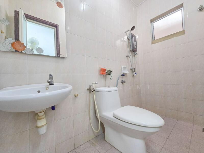 Seksyen 23 untuk Untuk Dijual - RM 590,000, Feb 2026 - PropertyGuru.com.my