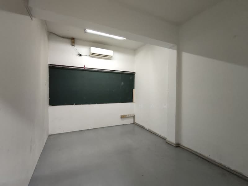 Shop / Office for Rent in Taman Johor Jaya (Johor Bahru) - Alan Tham - PropertyGuru.com.my