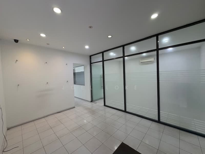 Shop for Rent in Taman Tun Dr Ismail (Kuala Lumpur) - Joel Loke - Interior - PropertyGuru.com.my