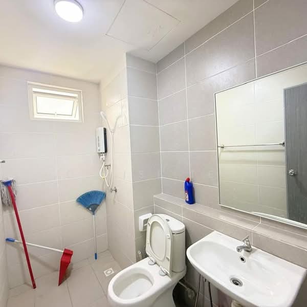 Kondominium untuk Disewa di The Amarene - Denise Teh - Bathroom - PropertyGuru.com.my