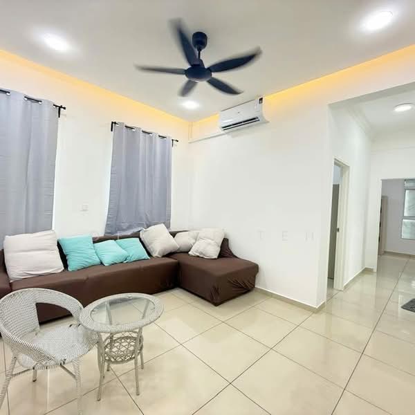 Kondominium untuk Disewa di The Amarene - Denise Teh - Living Room - PropertyGuru.com.my