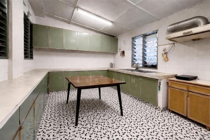 Semi-Detached House for Sale in Taman United (Jalan Klang Lama (Old Klang Road)) - Jess Tan - Kitchen - PropertyGuru.com.my