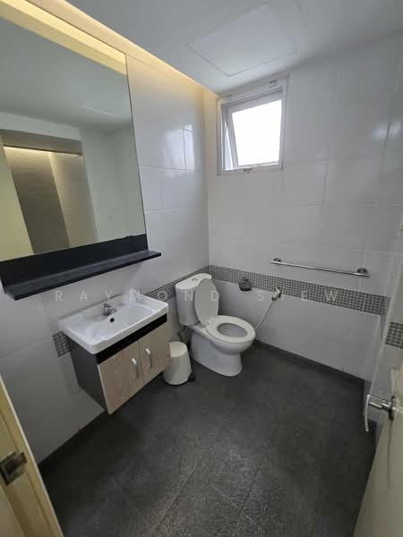Service Residence for Rent at i-Zen @ Kiara 1 - Raymond Siew - Bathroom - PropertyGuru.com.my
