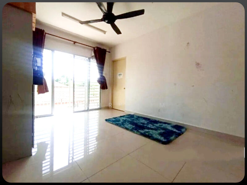 Bungalow for Sale in Mahkota Hills (Lenggeng) - Henry Lim - Living Room - PropertyGuru.com.my