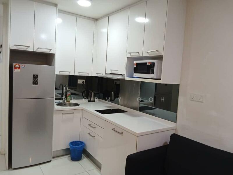 Servis Apartment untuk Disewa di Mercu Summer Suites - Thormy Goh - Kitchen - PropertyGuru.com.my