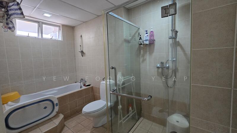 Condominium for Sale at Kiaramas Sutera - Yew Foong Yeap - Master Bathroom  - PropertyGuru.com.my