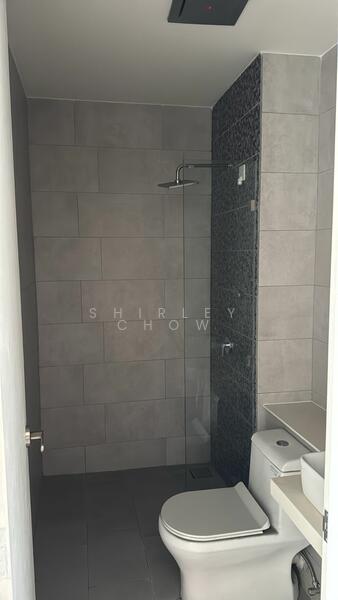 Untuk Dijual - The Shore