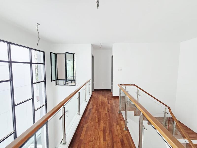 For Sale - Quas Residence