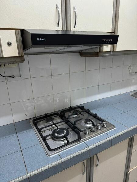 Condominium for Rent at Kelana Puteri - Allen Tan - Kitchen - PropertyGuru.com.my