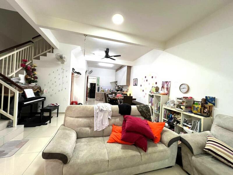 2-storey Terraced House for Sale in Johor Bahru (Johor) - Andrew Teo - Living Room - PropertyGuru.com.my