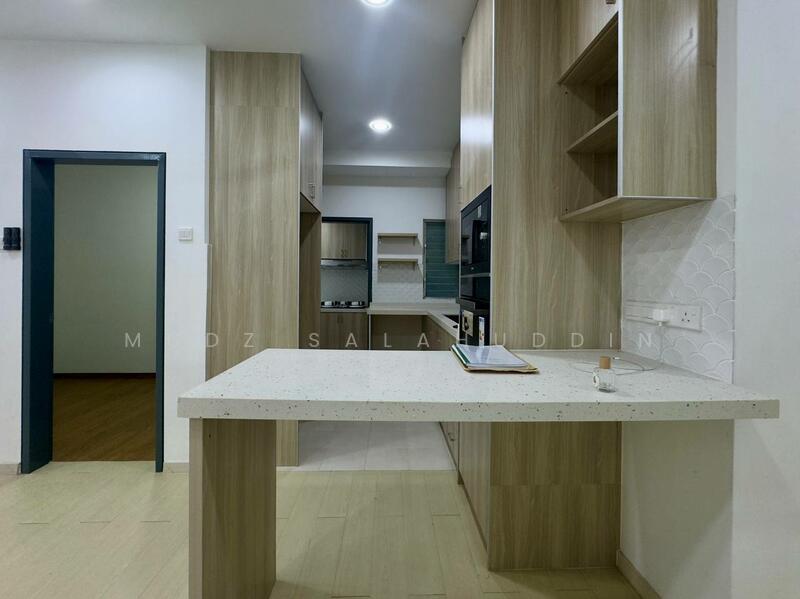 Apartment for Sale at Selangorku Pr1ma Lakefront Homes - Mudz Salahuddin - Kitchen - PropertyGuru.com.my