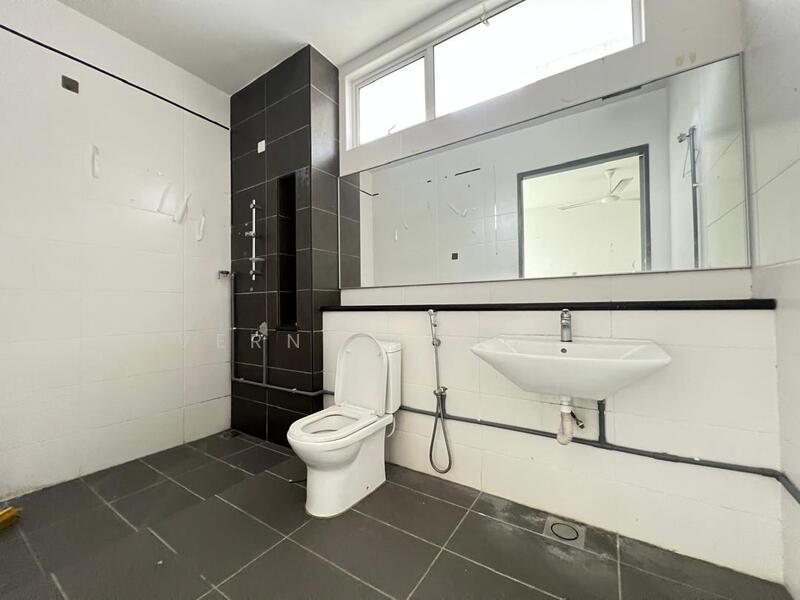 Bungalow for Sale in Johor Bahru (Johor) - Vernice Wong - Bathroom - PropertyGuru.com.my