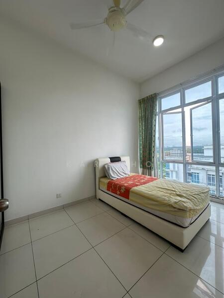 Service Residence for Sale at THE SENAI GARDEN (PANGSAPURI IMPIAN SENAI) - Karl Ho - Bedroom - PropertyGuru.com.my