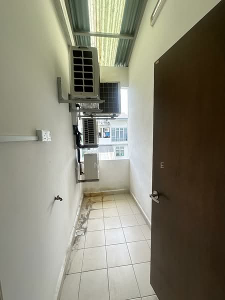 Rumah Bandar untuk Dijual di Taman Sutera Utama (Skudai) - Elena Lye - Balcony - PropertyGuru.com.my