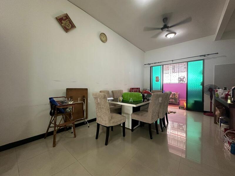 Taman Laguna untuk Untuk Dijual - RM 960,000, Feb 2026 - Dining Room - PropertyGuru.com.my